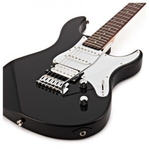 купити Електрогітара Yamaha Pacifica 112V Black